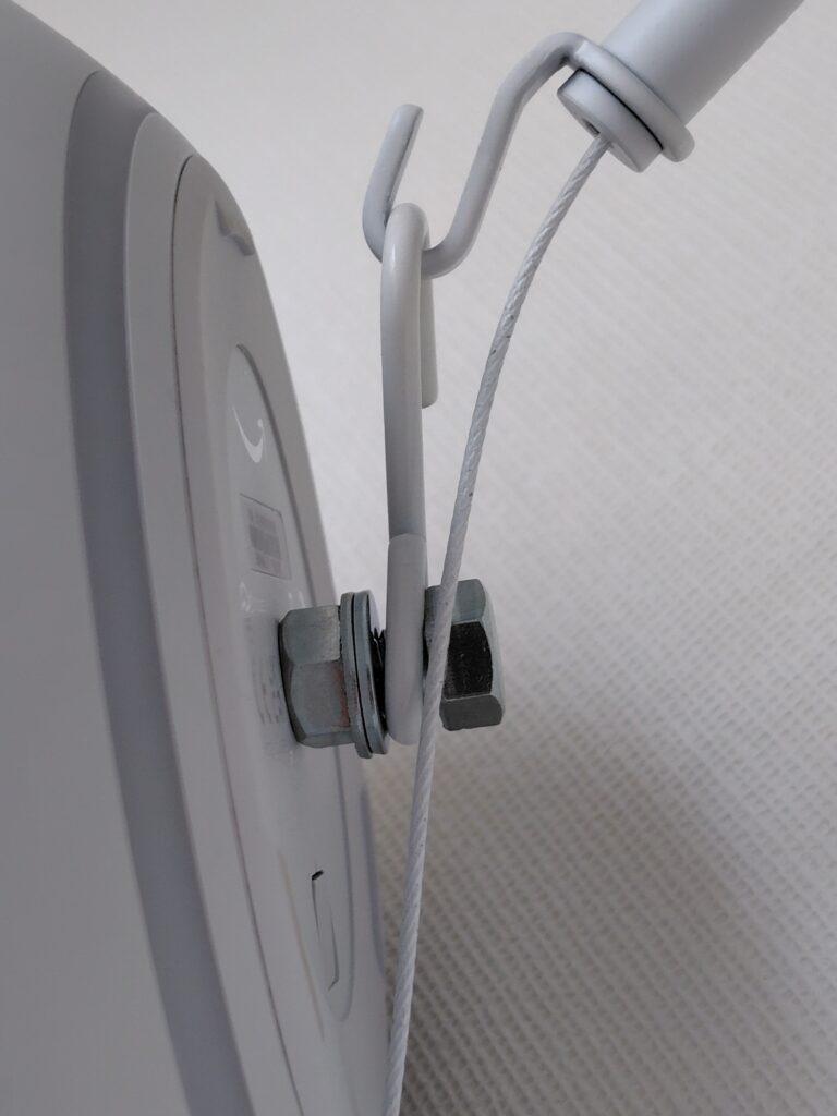 S金具による吊り下げ部